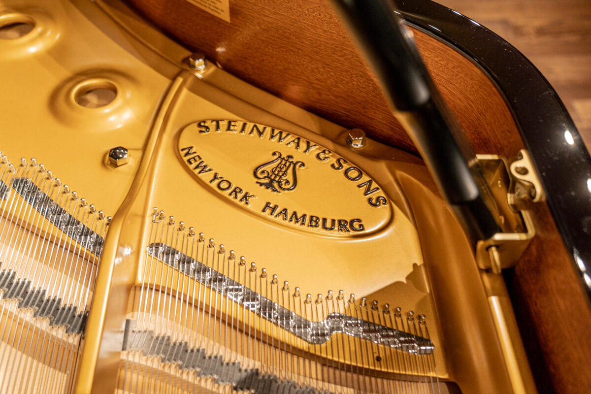 ピアノ内部