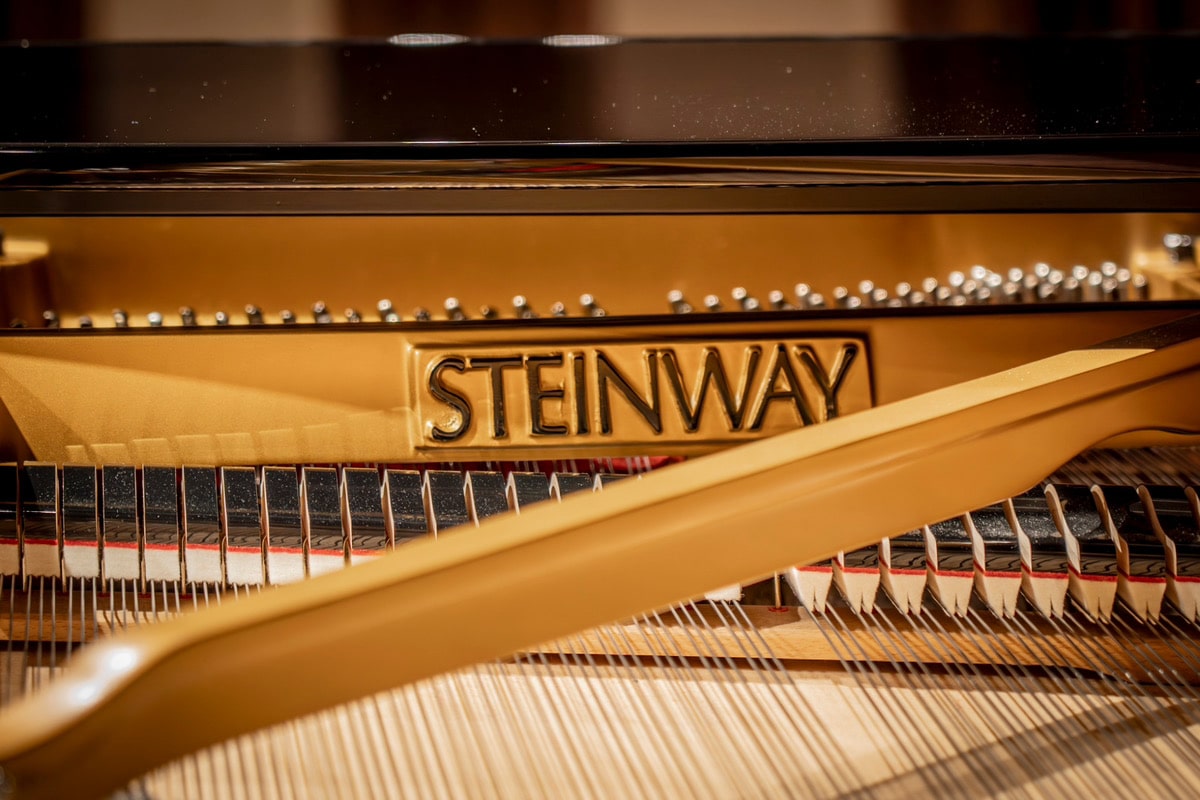 ピアノ内部
